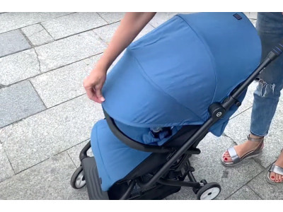 Огляд коляски Cybex Eezy S2 колір: Navy Blue