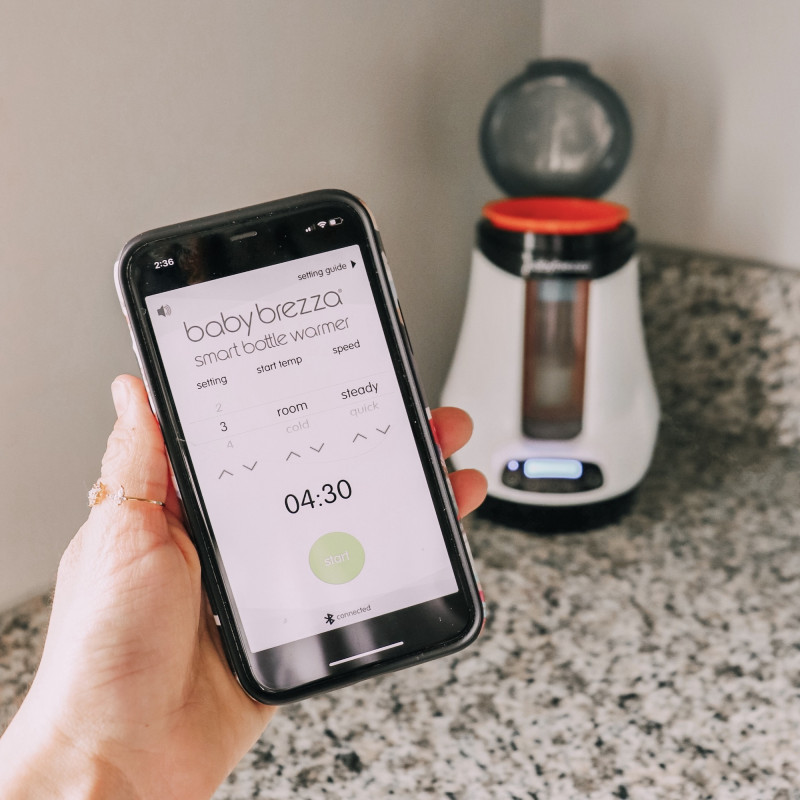 Підігрівач для пляшечок Baby Brezza Safe + Smart з функцією Bluetooth