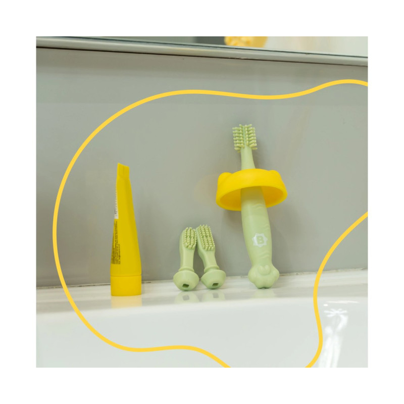 Зубна щітка Badabulle Силіконова Progressive