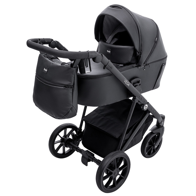 Універсальна коляска 2 в 1 Bair Vega ECO чорний