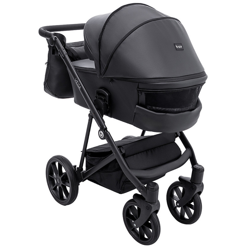 Універсальна коляска 2 в 1 Bair Vega ECO чорний