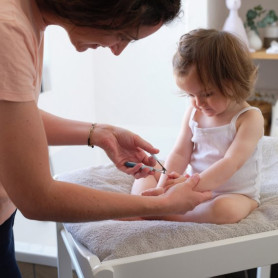 Щипчики BEBE CONFORT Ергономічні для нігтів Sweet Artic Blue