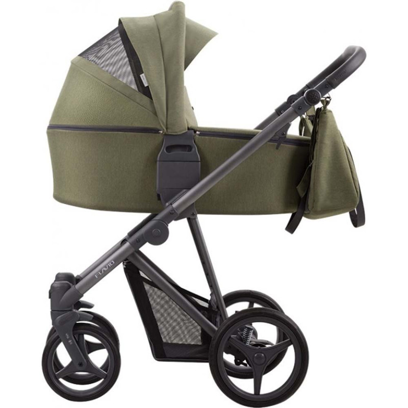 Універсальна коляска 2 в 1 Bebetto Flavio 10/чорний