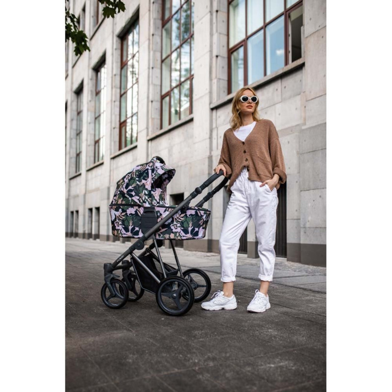 Універсальна коляска 2 в 1 Bebetto Flavio Pro 01/біла