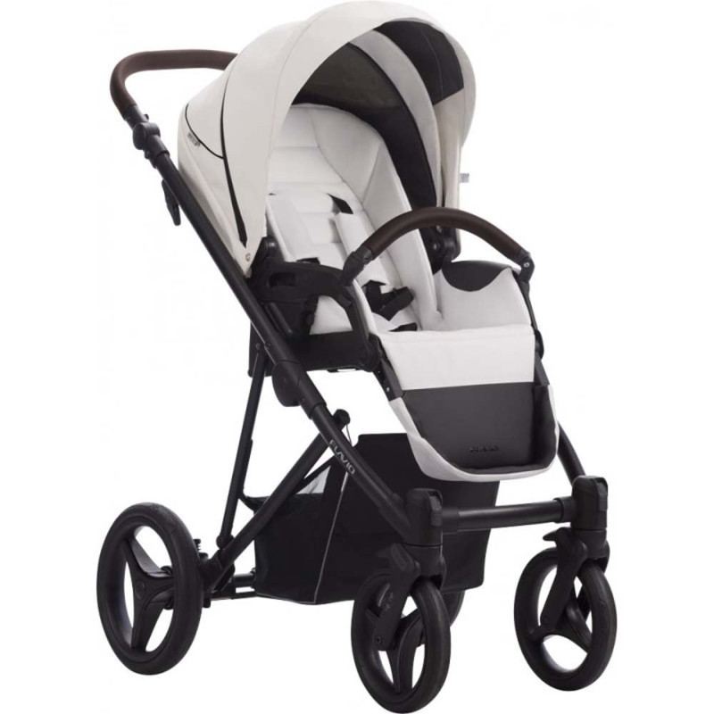 Універсальна коляска 2 в 1 Bebetto Flavio Pro 06/чорна