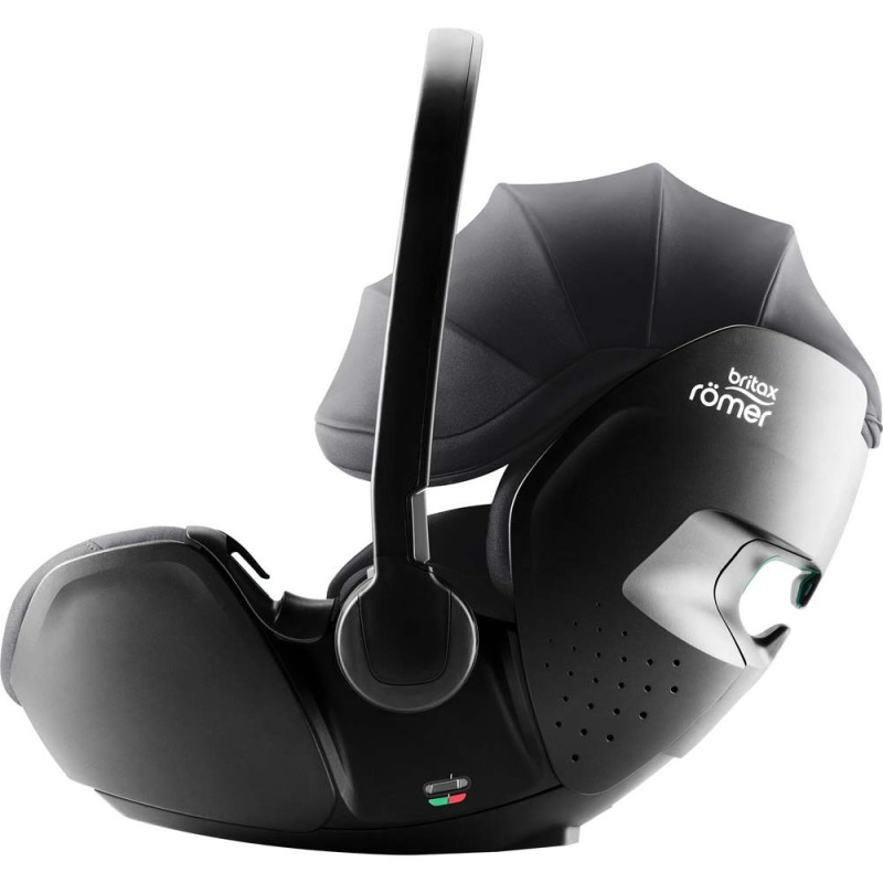 Автокрісло BRITAX-ROMER SAFE PRO Classic Deep Black