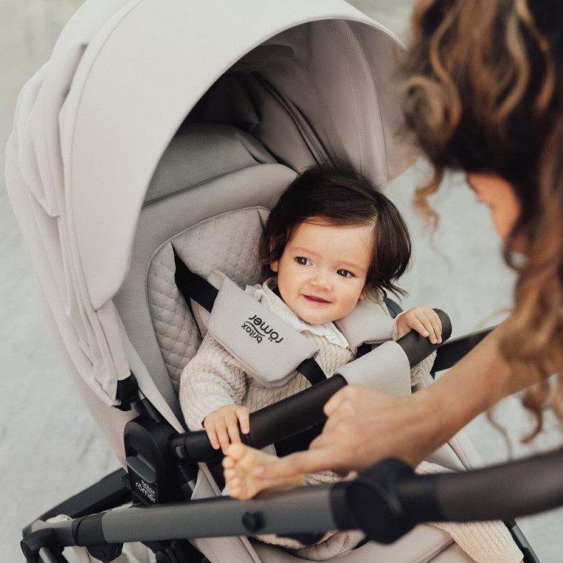 Прогулянкова коляска BRITAX-ROMER SMILE 5Z 2025 LUX / Warm Caramel