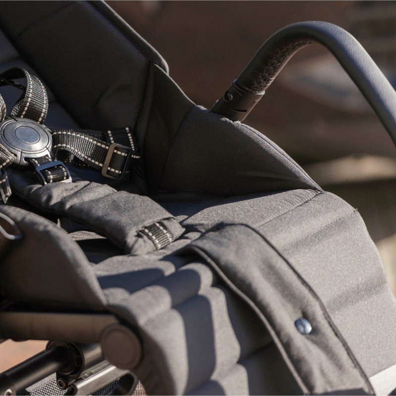 Прогулянкова коляска CARRELLO Ultra CRL-5525 Power Black /1/