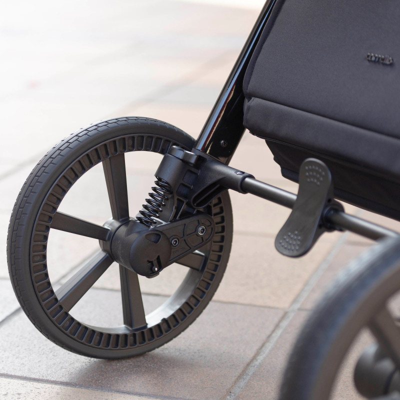 Універсальна коляска 2 в 1 CARRELLO Omega CRL-6540 2in1 Cosmo Black /1/