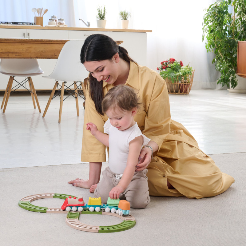 Ігровий набір Chicco Eco+ "Дитяча залізниця"