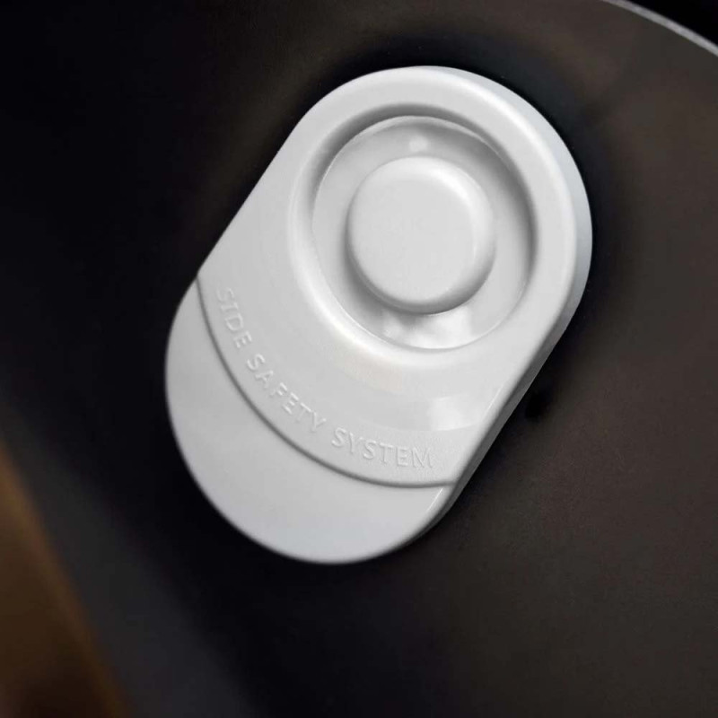 Автокрісло Chicco Seat2Fit Air I-Size чорне