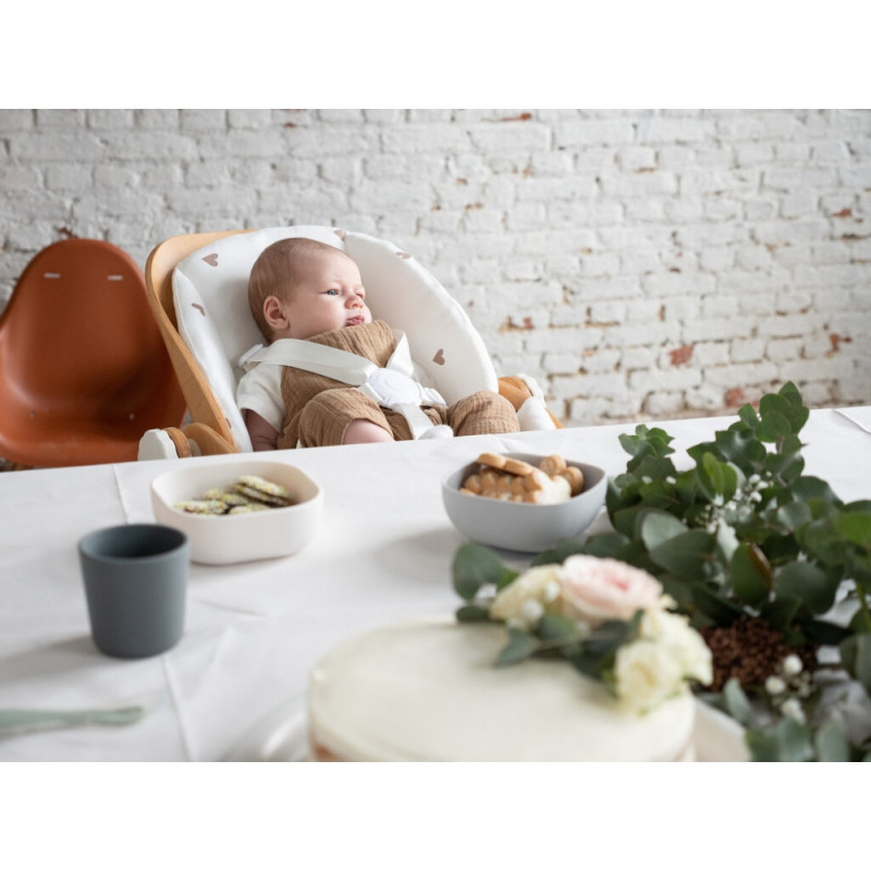 Подушка на сидіння для новонародженого Childhome Evolu hearts