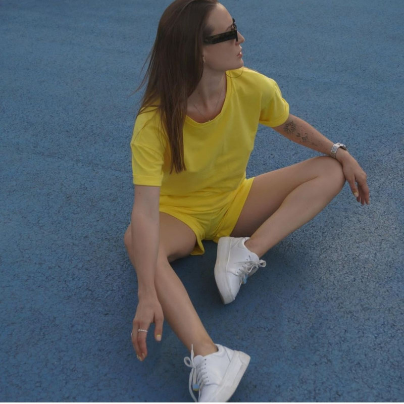 Літній костюм футболка з шортами Жовтий Decoza moms FHl-LAK05