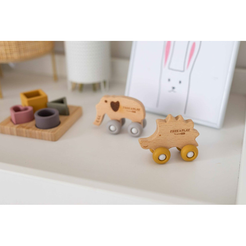 Дерев'яна іграшка FreeON їжачок на силіконових колесах