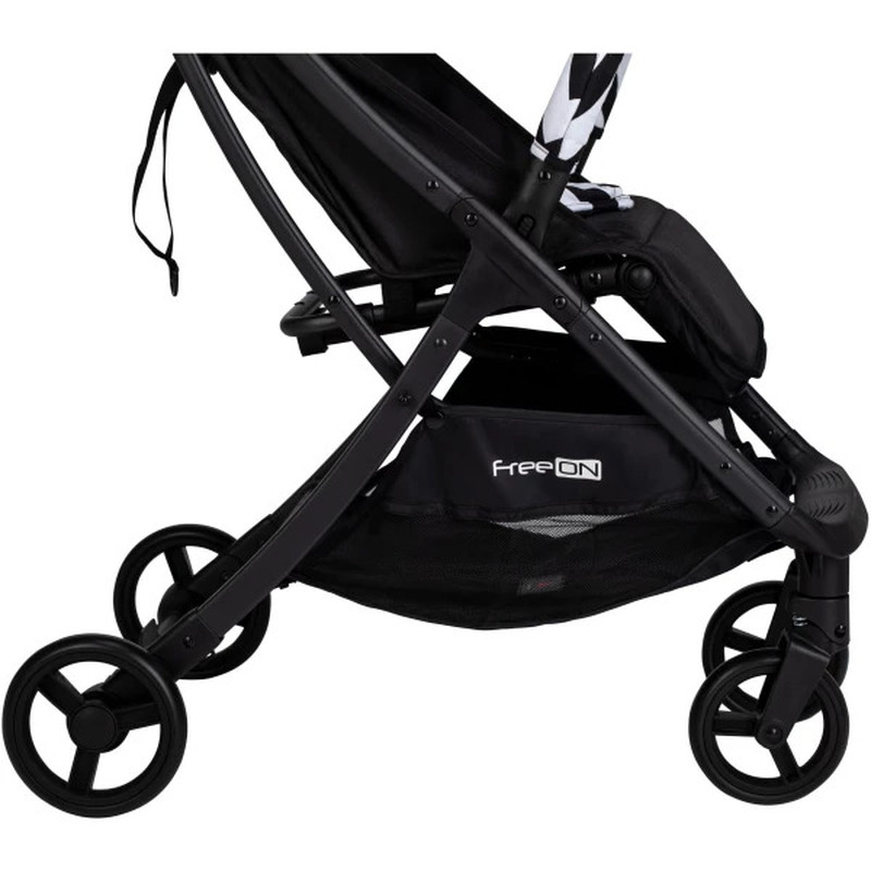 Прогулянкова коляска FreeON SOLO Black-White