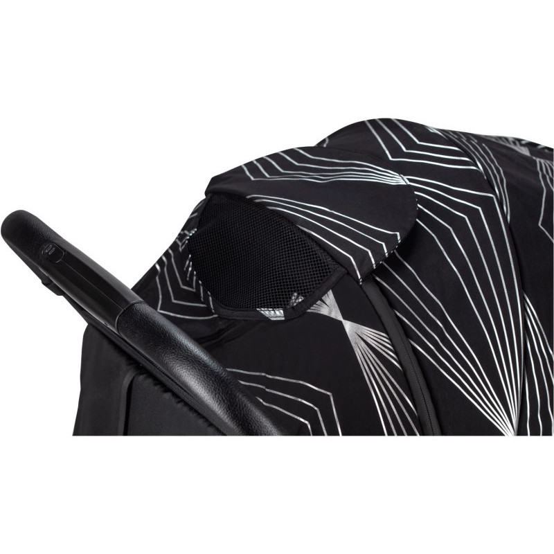 Коляска для дитини прогулянкова FreeON Unique silver