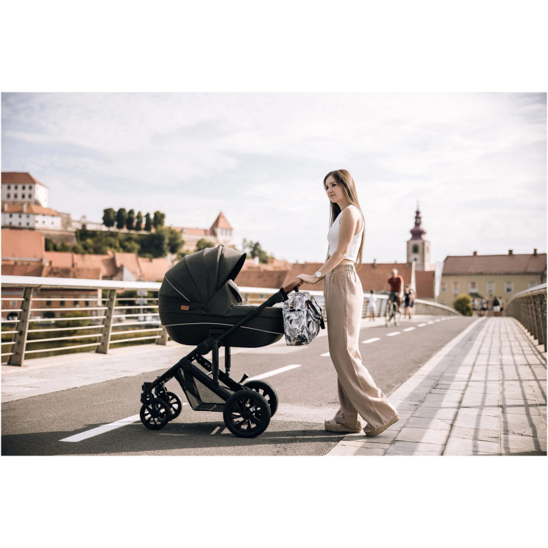 Універсальна коляска 3 в 1 FreeON Comfort black