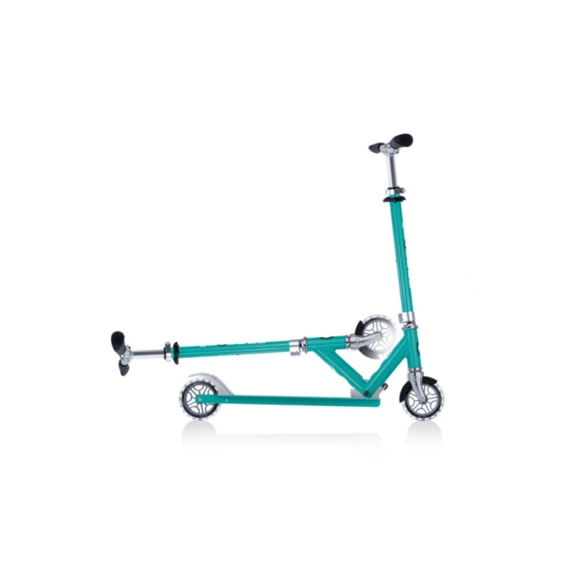 Самокат GLOBBER FLOW ELEMENT LIGHTS, нефритовий, колеса з підсвіткою, до 100кг, 5+, 2 колеса