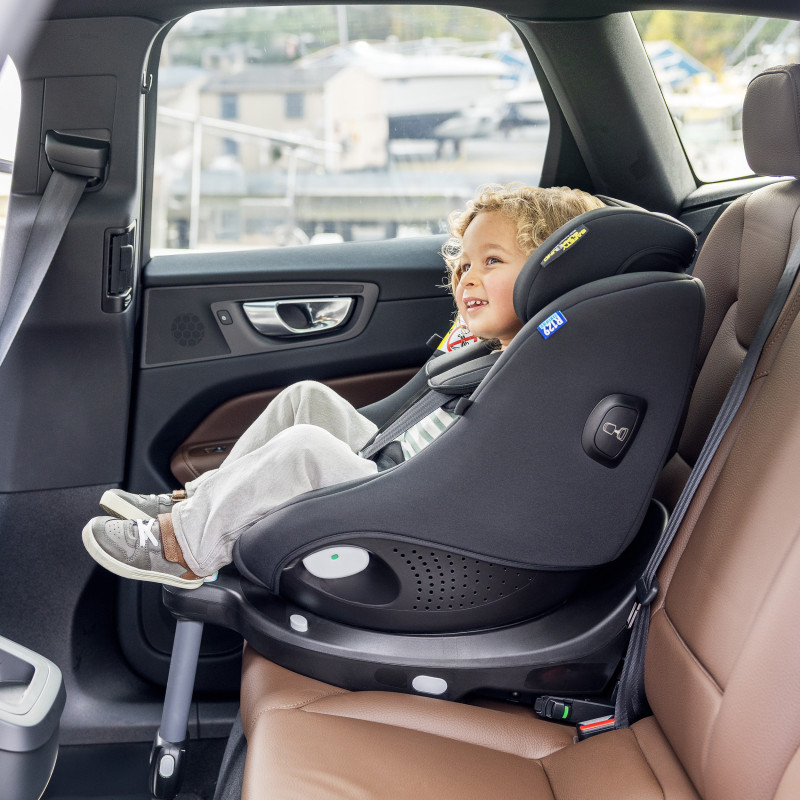 Автокрісло Graco Turn2Me DLX i-Size Black 0+/1