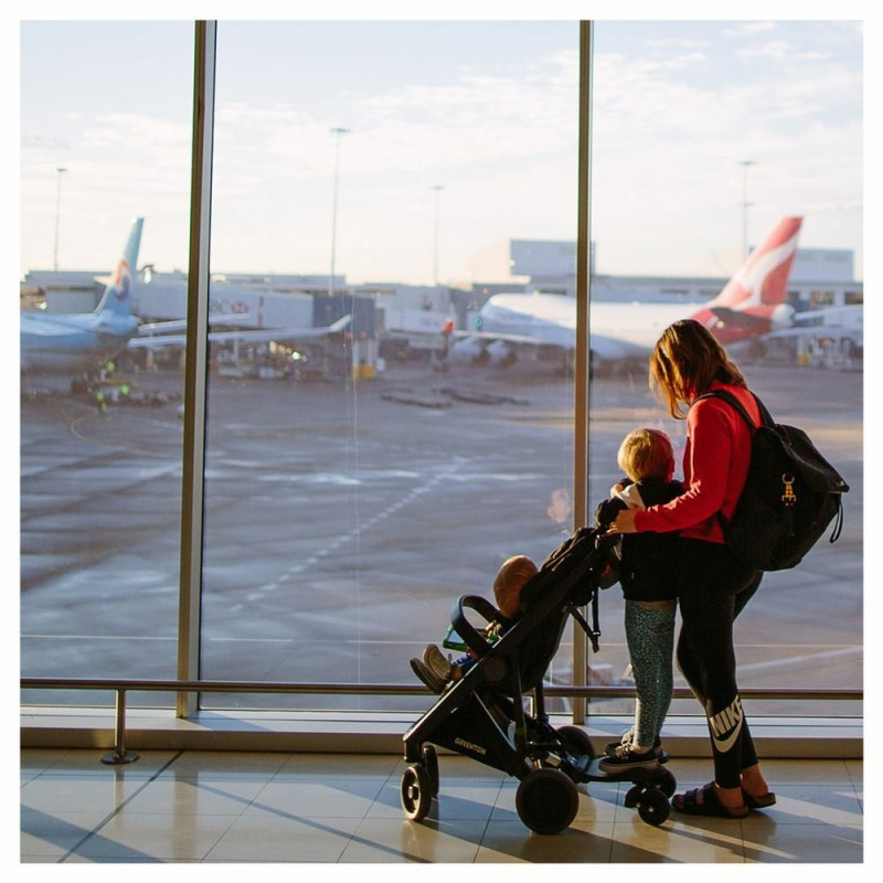 Прогулянкова коляска Greentom Classic Black-Black