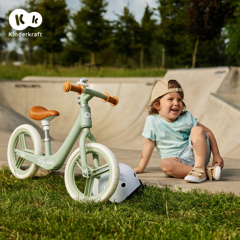 Біговел Kinderkraft Fly Plus Mint KRFLPL00MIN0000