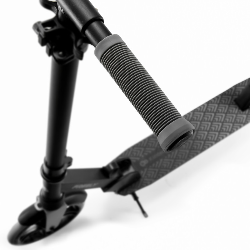 Самокат Kinderkraft Freely Black KRFREE00BLK0000