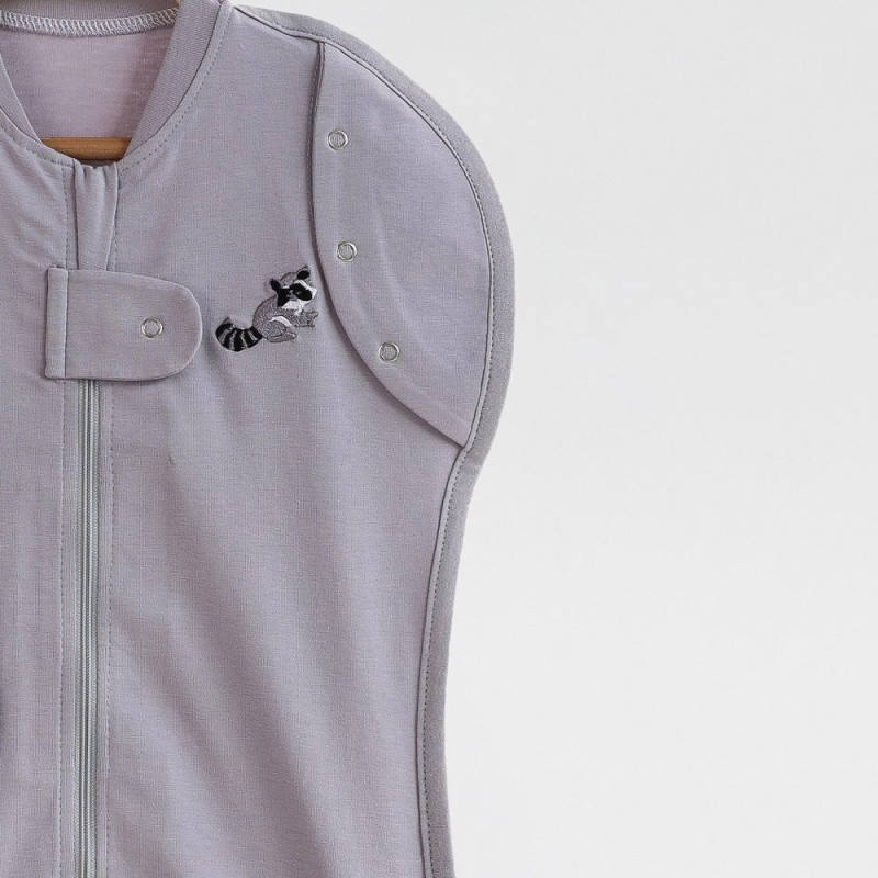 Пелюшка MagBaby Безрозмірна на блискавці з шапочкою Каспер єнот