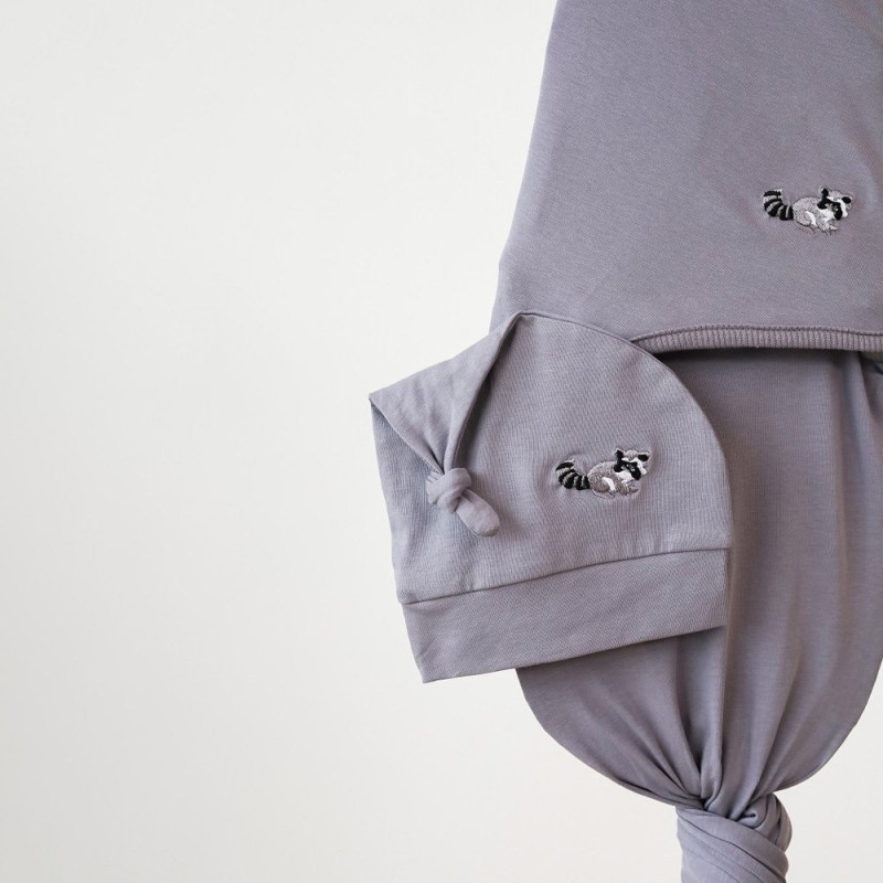 Пелюшка MagBaby Безрозмірна на липучках з шапочкою Каспер єнот