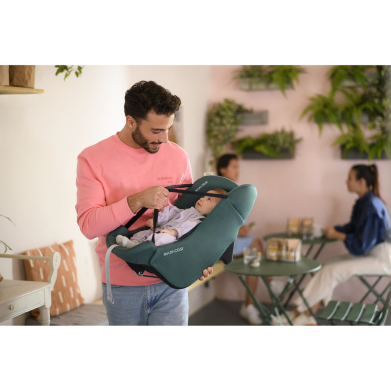 Автокрісло Maxi-Cosi Coral 360 Essential Green Black Shell