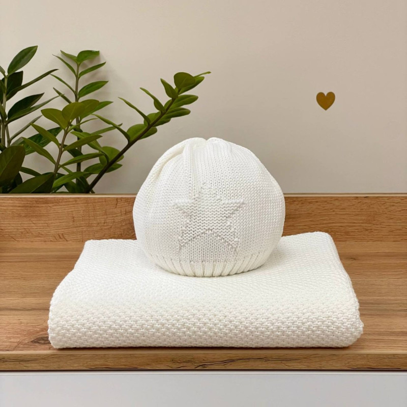 Шапка Msonya в'язана із зіркою 39 білий