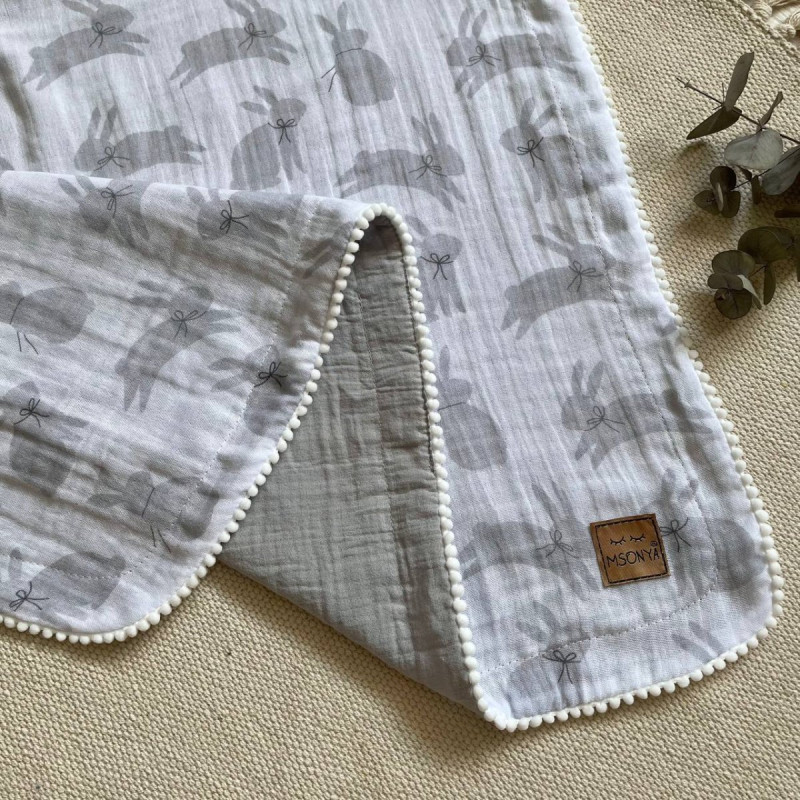 Плед Msonya муслін жатка з напівбубонами Зайчики сірі/сірий