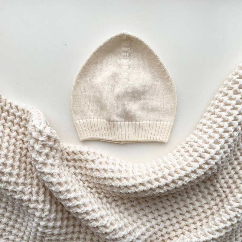 Шапка Msonya в'язана бб 37 молочний 4187