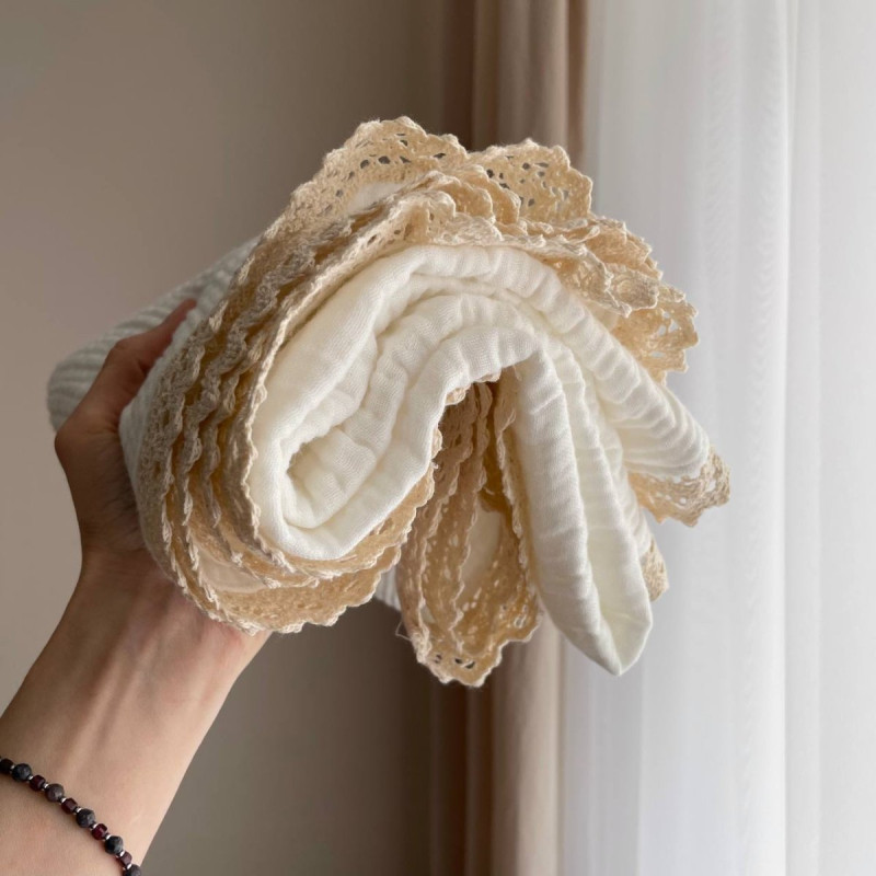 Плед Msonya муслін жатка Білий з мереживом Мальви бежеве