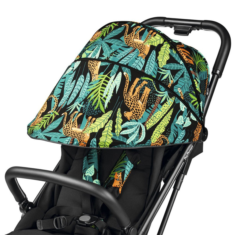 Прогулянкова коляска Peg Perego Selfie Jaguars чорна з тропічним малюнком