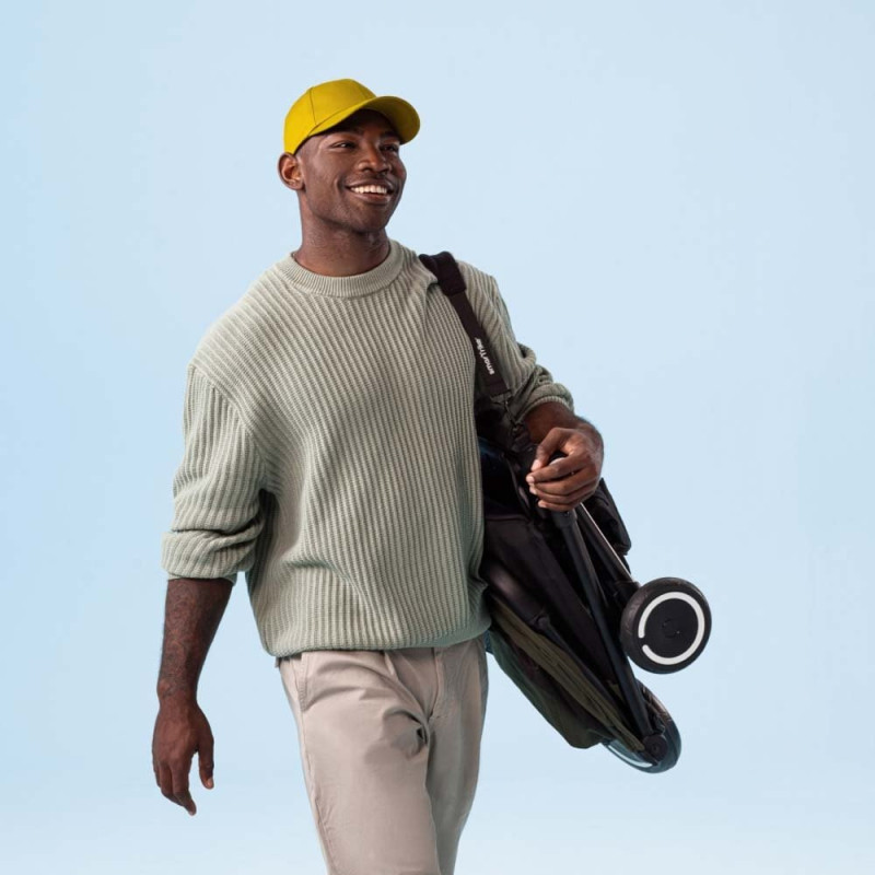 Прогулянкова коляска smarTrike Traveler Olive