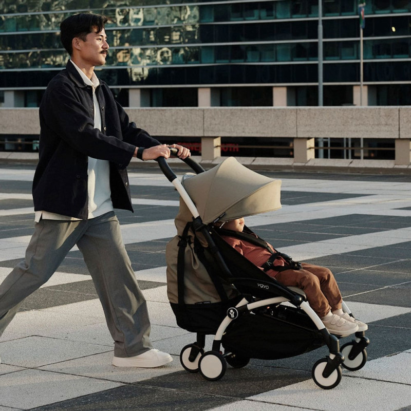 Прогулянкова коляска Stokke YOYO³ White Taupe