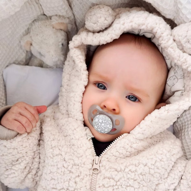 Пустушка Twistshake силіконова Pastel Grey White 2шт 0-6 міс