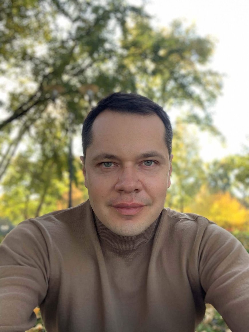 Олег Лавренчук — співзасновник компанії, акушер-гінеколог