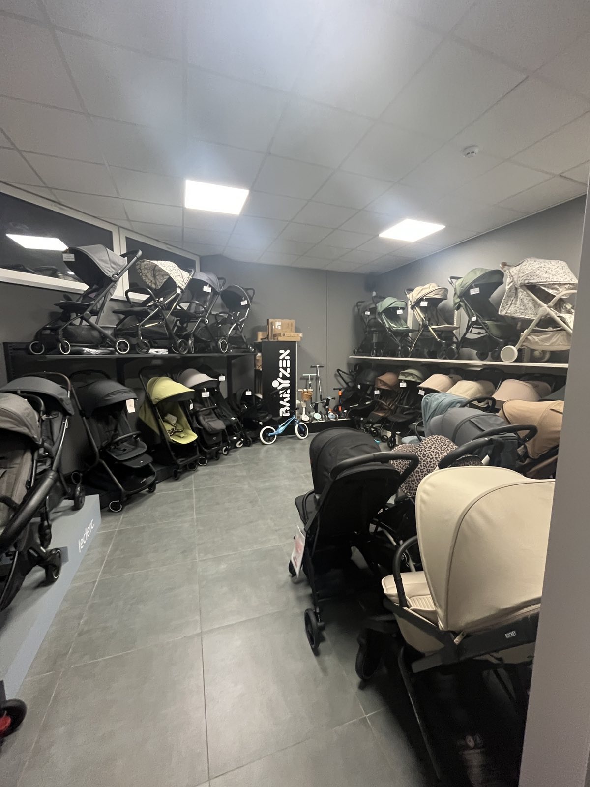 Фото магазину 3