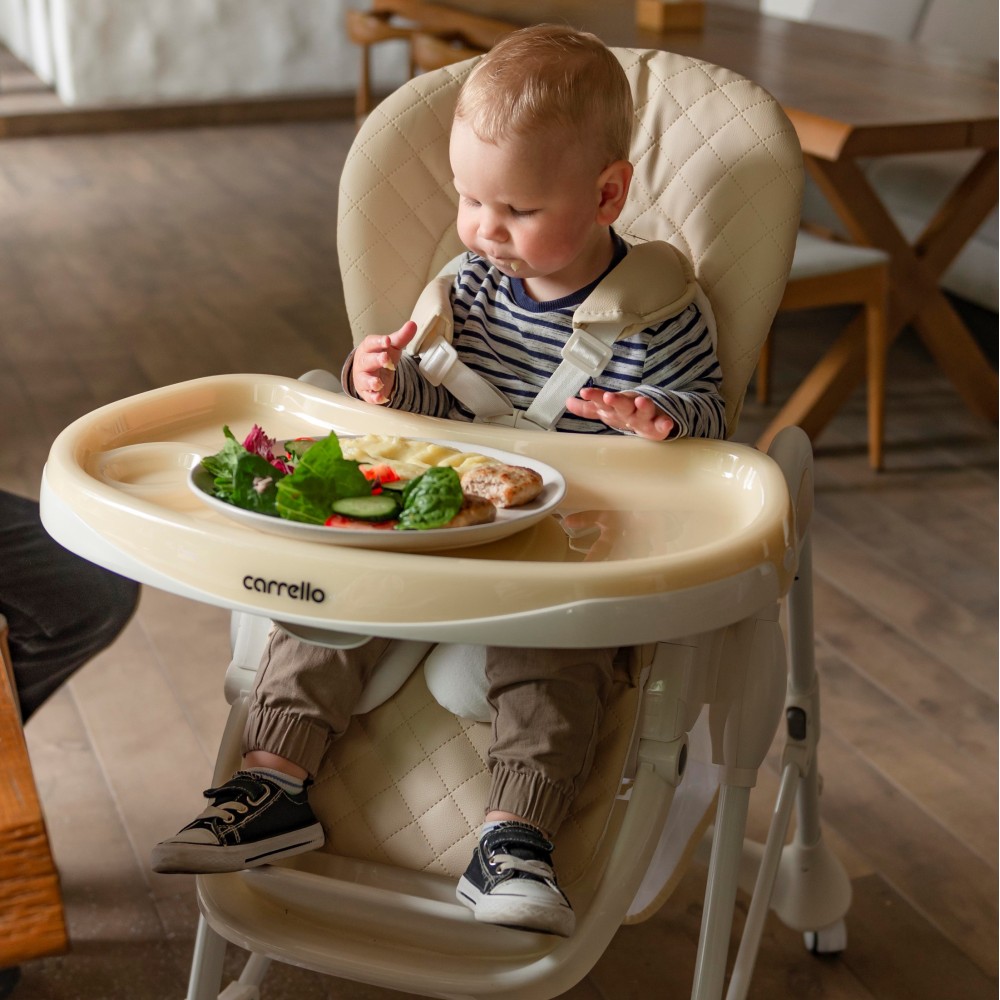 Carrello Caramel CRL-9501/3 - стільчик зручна форма для спільного відпочинку та годування на колесах (м'який матрацик, кошик для іграшок) • Cream Beige