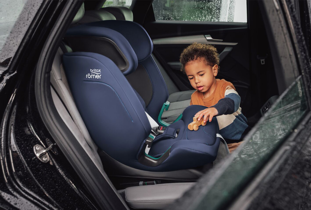 Britax Romer Versafix дитяче автокрісло 2023 року