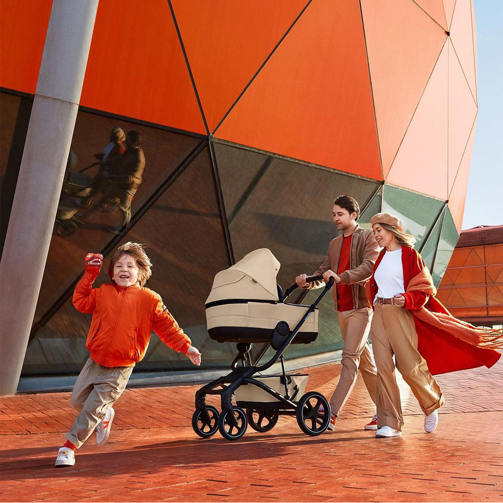 дитяча коляска Easywalker Charley з люлькою для найменших