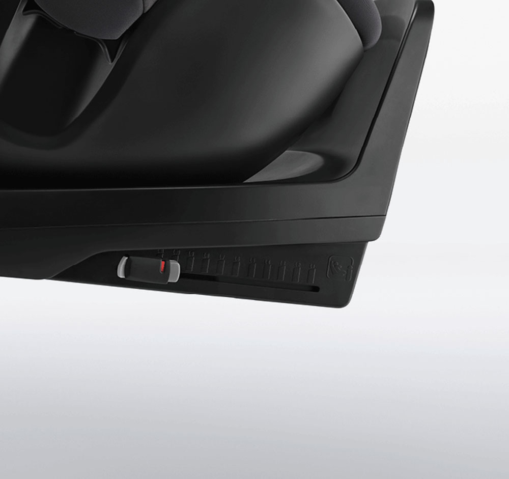 Автокрiсло Britax Römer Dualfix M Plus (Midnight Grey)